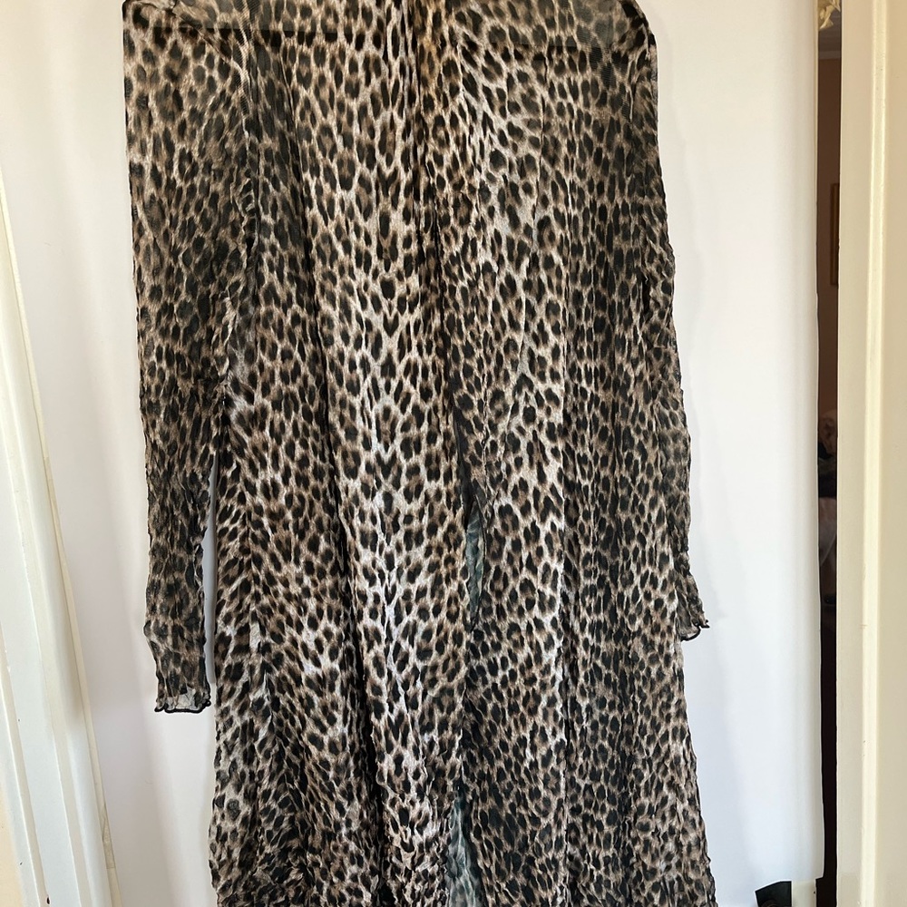 COMFY OPEN CARDIGAN LONG . LAYERING PIECE. SIZE L. NEW, SHEER, NO WEAR. WASHABLE